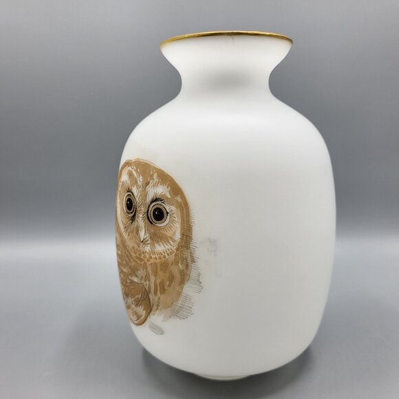 Vintage Enesco Satin Frosted White Glass Vase with Painted Owl 7.5" Tall - Picture 8 of 13